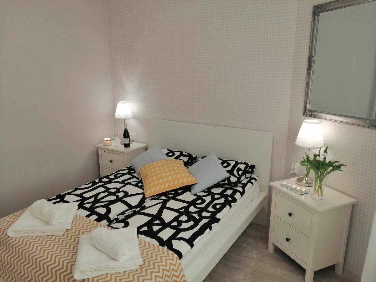 Cicha Przystan - Apartamenty Wyspa Solna Колобжег Екстериор снимка